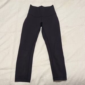 Lululemon Black Cropped Wunder Under Leggings Size 2